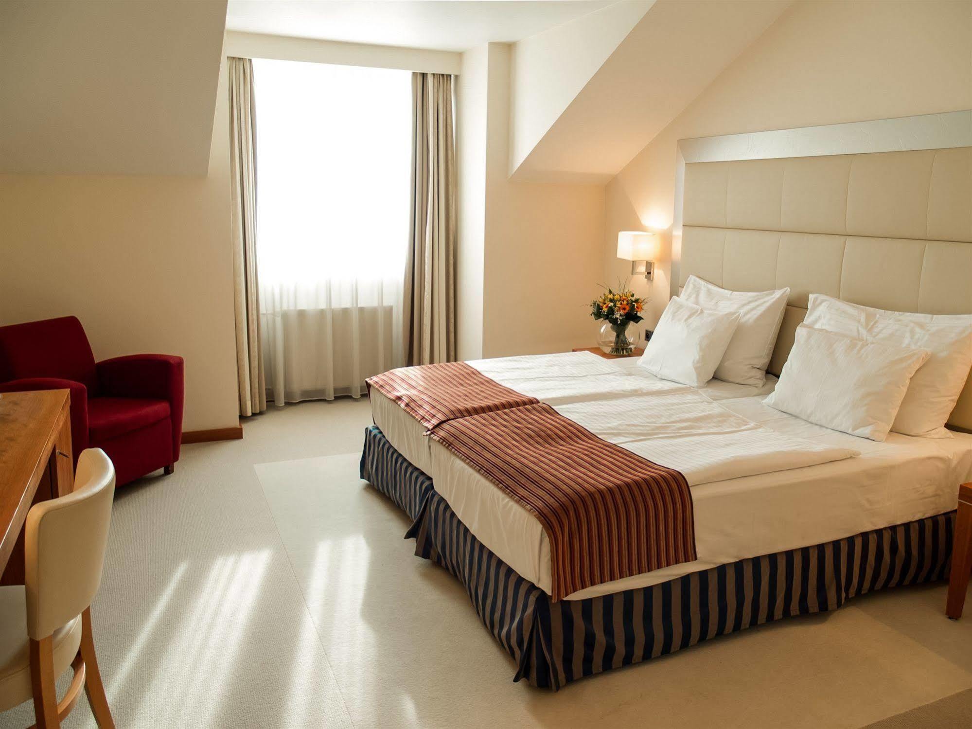 Design Merrion Hotel Prague Ngoại thất bức ảnh